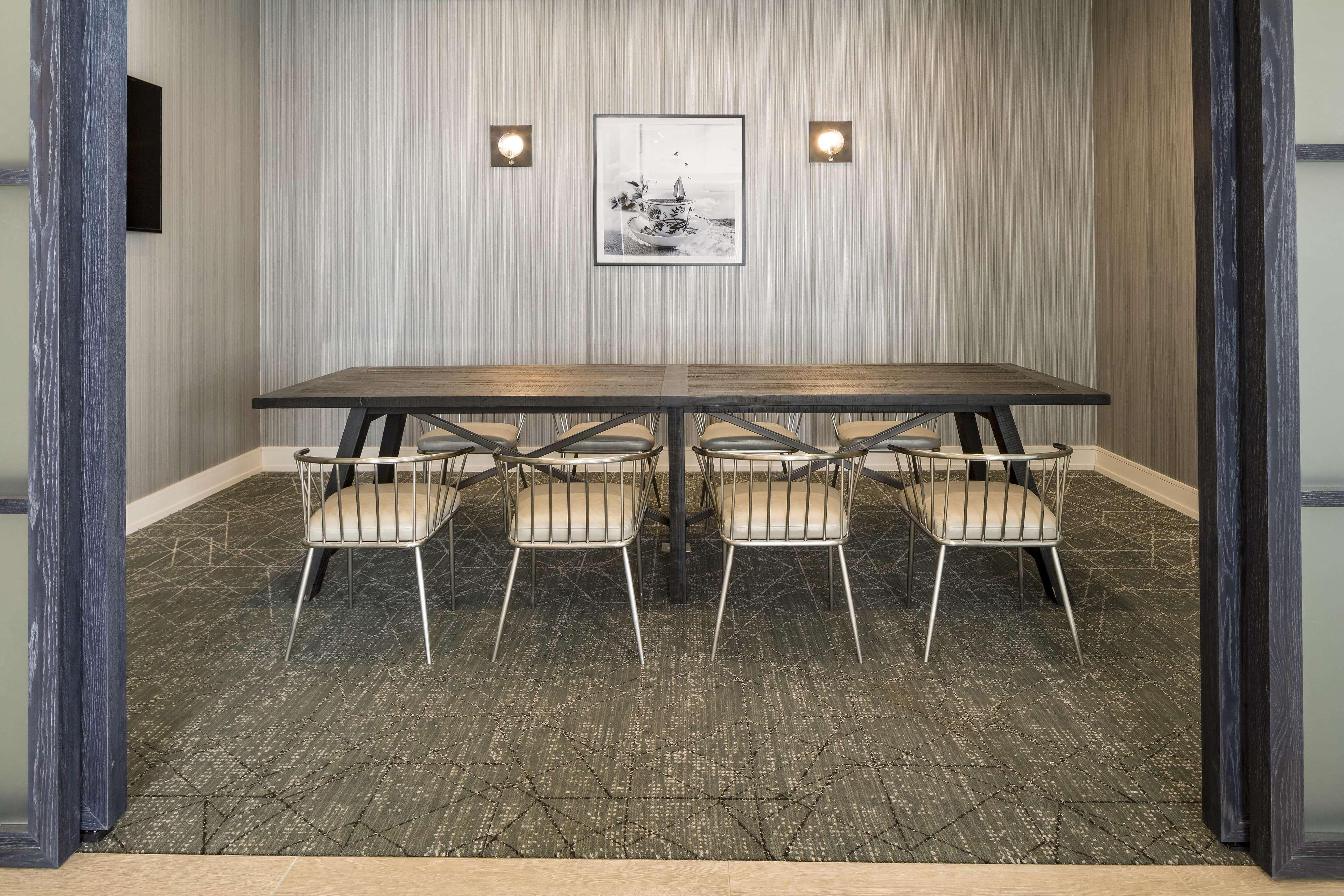Hotel Doubletree By Hilton Boston Logan Airport Chelsea Servizi foto