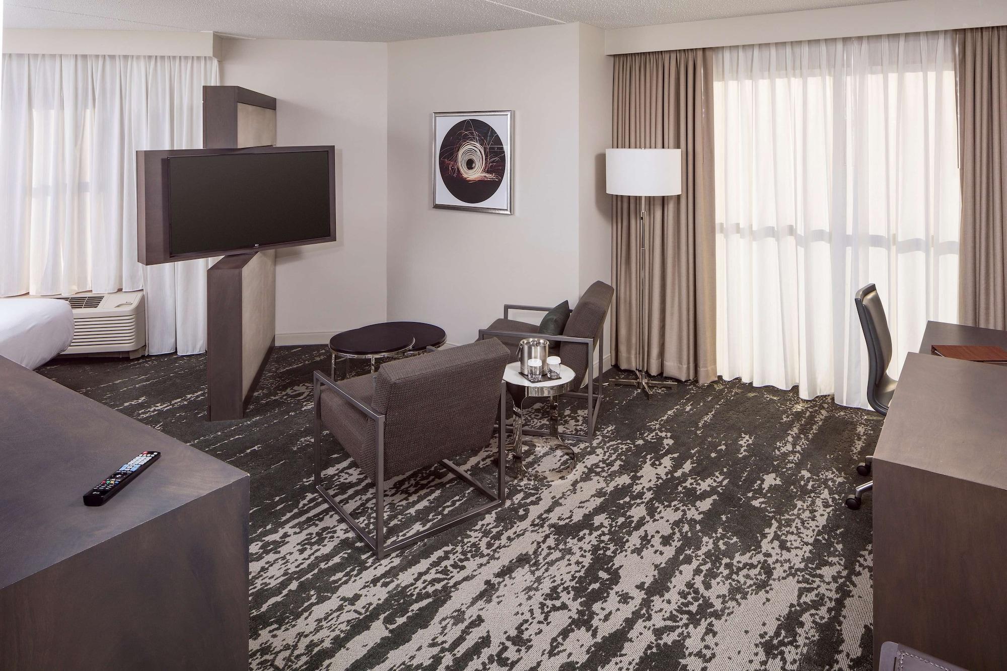 Hotel Doubletree By Hilton Boston Logan Airport Chelsea Esterno foto