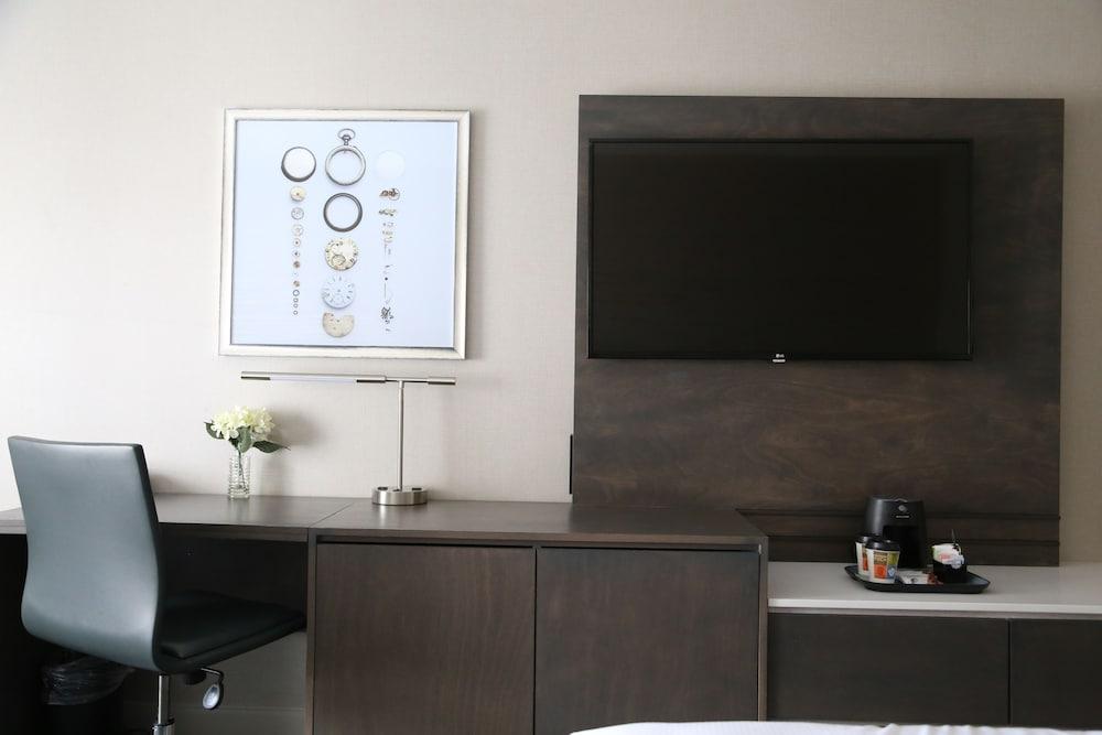 Hotel Doubletree By Hilton Boston Logan Airport Chelsea Esterno foto